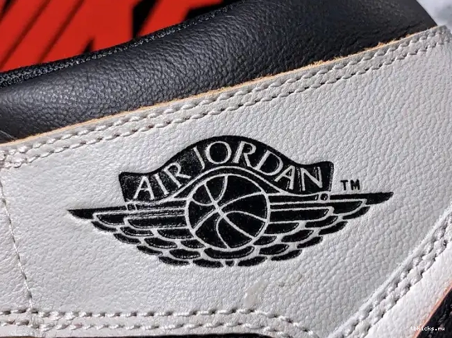 Reps TB OG Jordan SB High Nike Bone x Air 1 CD6578-006 Light 0412